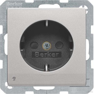 Berker SCHUKO-Steckdose aluminium lack LED-Orientier. licht 41096084